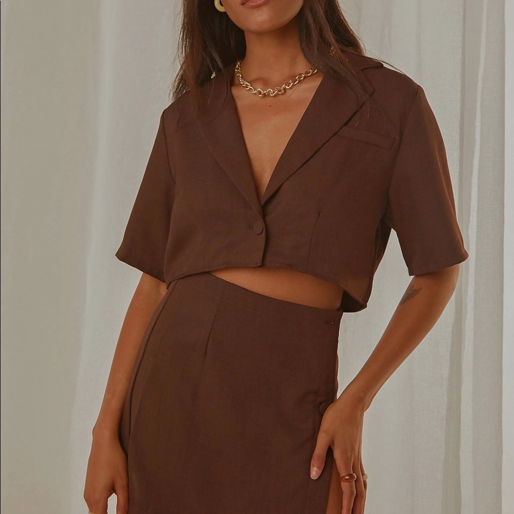 New York City Cropped Blazer Choc Brown